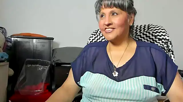 merlyna goldens online show from July 2026 05:00:02 AM