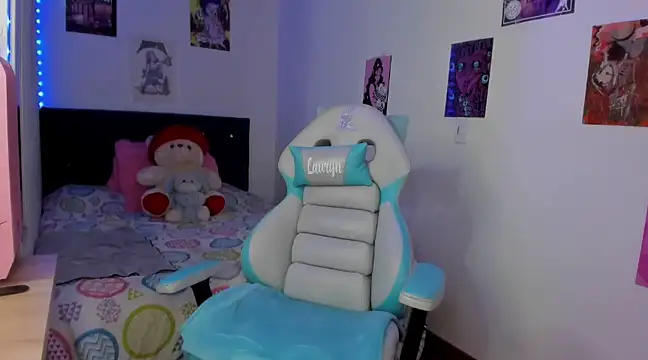 Snapshot of Lauryn_muller chatting on December 2024 04:09:01 AM Lauryn muller online show from December 2024 04:09:01 AM