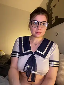 EllyNora online show from March 2025 10:02:02 PM