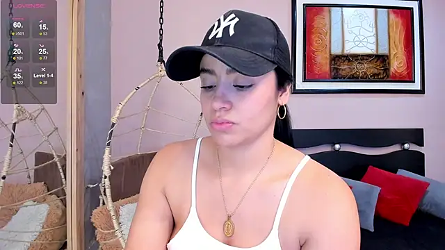 Paula Desousa online show from September 2025 07:35:01 PM