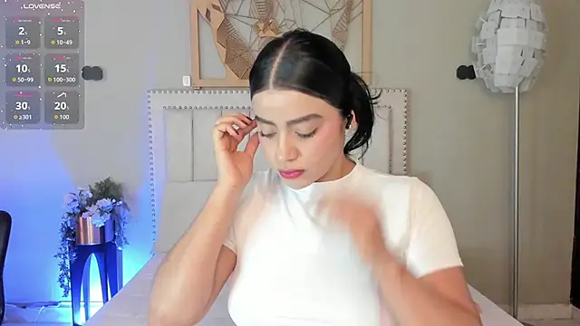 Snapshot of Paula_Desousa chatting on June 2026 07:49:01 PM Paula Desousa online show from June 2026 07:49:01 PM