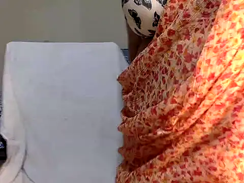 Snapshot of soniasharma0223 chatting on February 2025 05:37:01 AM soniasharma0223 online show from February 2025 05:37:01 AM