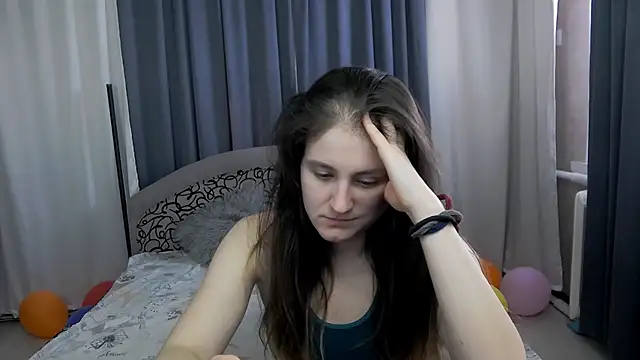 Holliy Cooper online show from March 2026 08:43:01 AM