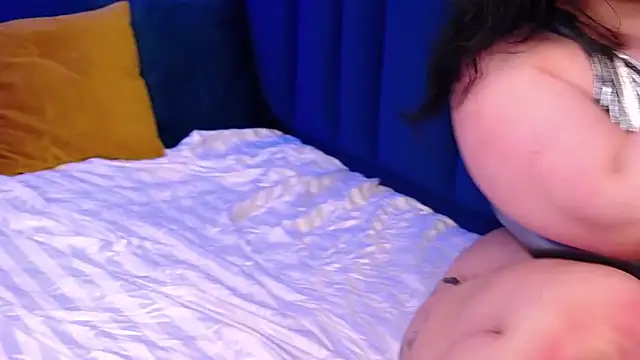 Snapshot of BeeaMayer chatting on March 2025 04:02:02 PM BeeaMayer online show from March 2025 04:02:02 PM