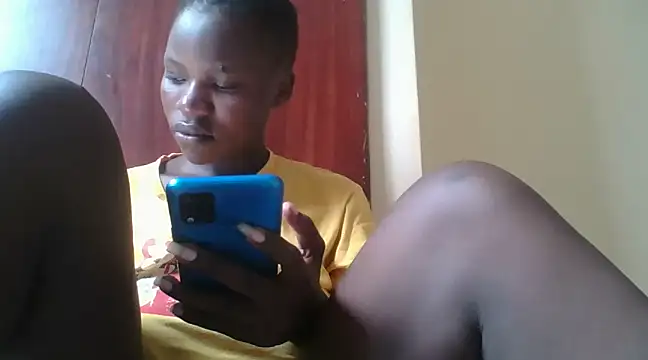 Snapshot of prettychic5 chatting on December 2024 07:18:02 AM prettychic5 online show from December 2024 07:18:02 AM