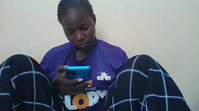 Snapshot of prettychic5 chatting on January 2025 01:22:01 PM prettychic5 online show from January 2025 01:22:01 PM