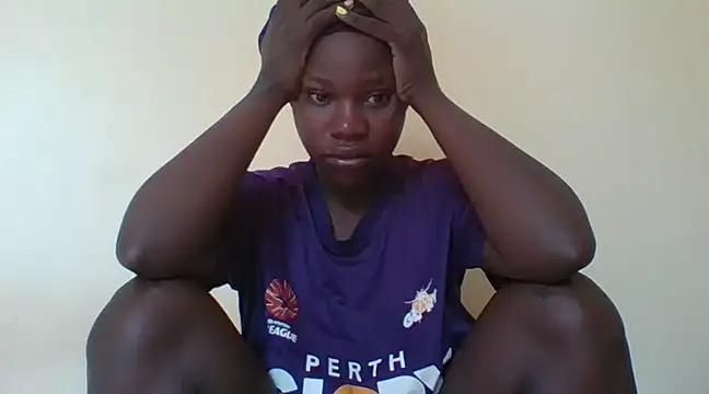 Snapshot of prettychic5 chatting on February 2025 05:42:02 AM prettychic5 online show from February 2025 05:42:02 AM