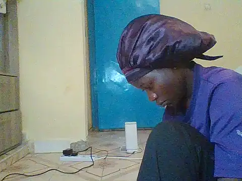 Snapshot of prettychic5 chatting on October 2025 07:19:01 AM prettychic5 online show from October 2025 07:19:01 AM