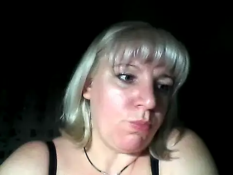 Snapshot of MeilomaWesa chatting on December 2024 09:28:01 PM MeilomaWesa online show from December 2024 09:28:01 PM