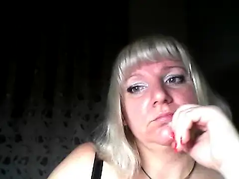 Snapshot of MeilomaWesa chatting on January 2025 03:44:02 PM MeilomaWesa online show from January 2025 03:44:02 PM