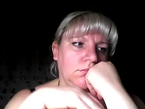 Snapshot of MeilomaWesa chatting on January 2025 07:12:01 PM MeilomaWesa online show from January 2025 07:12:01 PM