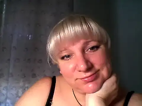 Snapshot of MeilomaWesa chatting on February 2025 06:54:01 AM MeilomaWesa online show from February 2025 06:54:01 AM