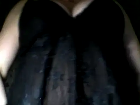 Snapshot of MeilomaWesa chatting on February 2025 10:11:02 PM MeilomaWesa online show from February 2025 10:11:02 PM