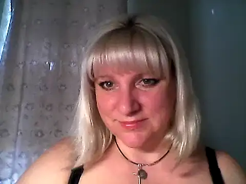 Snapshot of MeilomaWesa chatting on February 2025 12:54:02 PM MeilomaWesa online show from February 2025 12:54:02 PM