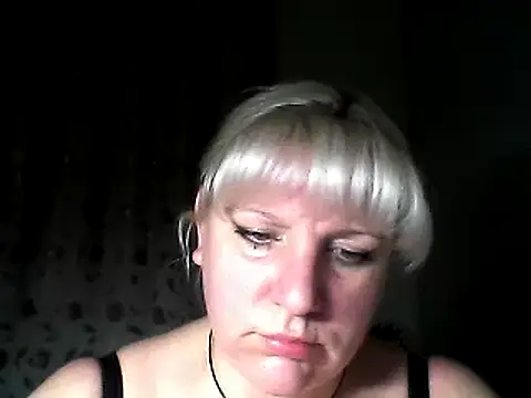 Snapshot of MeilomaWesa chatting on February 2025 08:25:01 PM MeilomaWesa online show from February 2025 08:25:01 PM