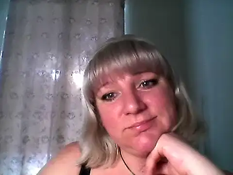 Snapshot of MeilomaWesa chatting on March 2025 01:29:01 PM MeilomaWesa online show from March 2025 01:29:01 PM