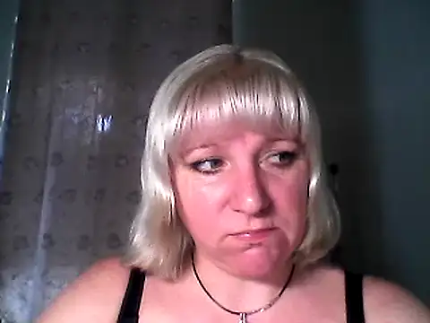 Snapshot of MeilomaWesa chatting on March 2025 02:13:02 PM MeilomaWesa online show from March 2025 02:13:02 PM