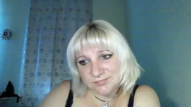 Snapshot of MeilomaWesa chatting on September 2025 01:15:02 PM MeilomaWesa online show from September 2025 01:15:02 PM