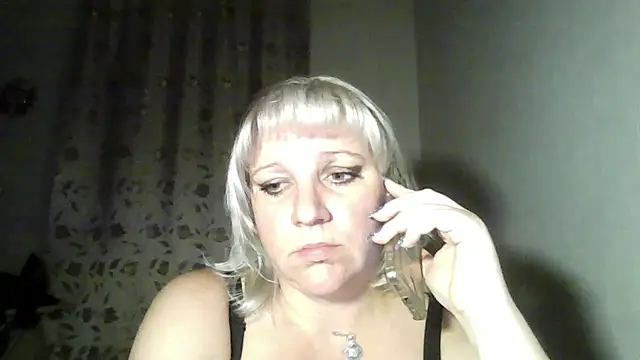 Snapshot of MeilomaWesa chatting on October 2025 08:06:02 PM MeilomaWesa online show from October 2025 08:06:02 PM