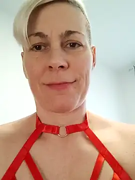 Snapshot of DarleenHot chatting on January 2025 08:56:01 AM DarleenHot online show from January 2025 08:56:01 AM