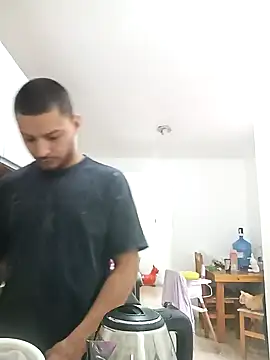 Snapshot of emrehliug12 chatting on December 2024 10:50:02 AM emrehliug12 online show from December 2024 10:50:02 AM