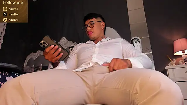 Snapshot of nau_fonseca1 chatting on November 2025 11:44:02 AM nau fonseca1 online show from November 2025 11:44:02 AM