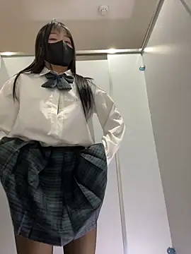 Snapshot of Asia-Lynn chatting on January 2025 04:37:01 PM Asia-Lynn online show from January 2025 04:37:01 PM