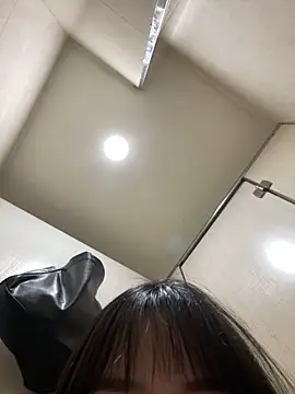 Snapshot of Asia-Lynn chatting on March 2025 05:12:02 PM Asia-Lynn online show from March 2025 05:12:02 PM