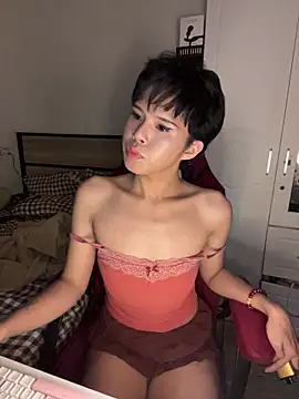 Plaxtique online show from February 2026 05:39:01 PM