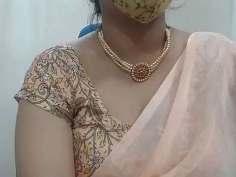 Snapshot of Lovely_Siri_23 chatting on November 2025 01:55:01 PM Lovely Siri 23 online show from November 2025 01:55:01 PM