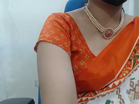 Snapshot of Lovely_Siri_23 chatting on November 2025 06:07:02 PM Lovely Siri 23 online show from November 2025 06:07:02 PM