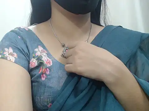 Snapshot of Lovely_Siri_23 chatting on August 2026 06:59:02 AM Lovely Siri 23 online show from August 2026 06:59:02 AM