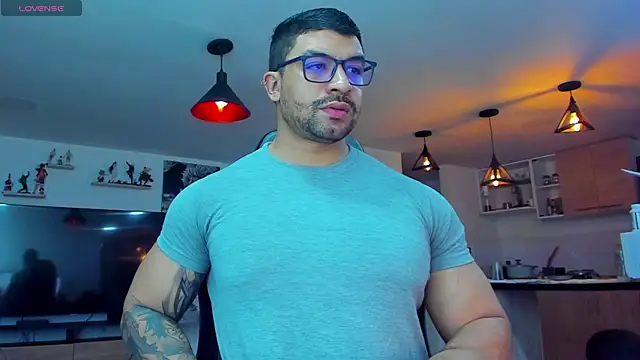 Snapshot of Michael_Diamond chatting on January 2025 02:29:02 AM Michael Diamond online show from January 2025 02:29:02 AM