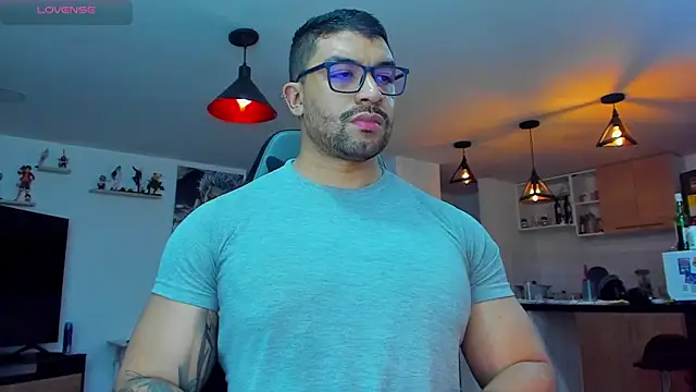 Snapshot of Michael_Diamond chatting on January 2025 01:16:01 AM Michael Diamond online show from January 2025 01:16:01 AM