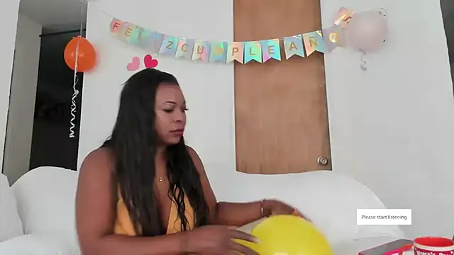 Snapshot of hanarousse chatting on January 2025 01:01:01 PM hanarousse online show from January 2025 01:01:01 PM