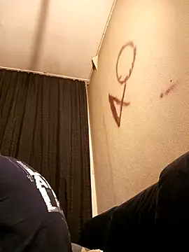 Snapshot of PIercingBoy38 chatting on November 2025 01:30:01 AM PIercingBoy38 online show from November 2025 01:30:01 AM