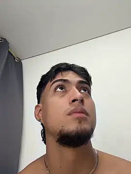 Snapshot of matias_bianco chatting on February 2026 12:17:02 AM matias bianco online show from February 2026 12:17:02 AM