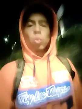 Snapshot of Alexander9827 chatting on December 2024 11:57:02 PM Alexander9827 online show from December 2024 11:57:02 PM