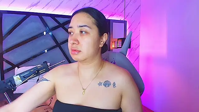 sayumi dirty online show from March 2026 06:00:01 PM