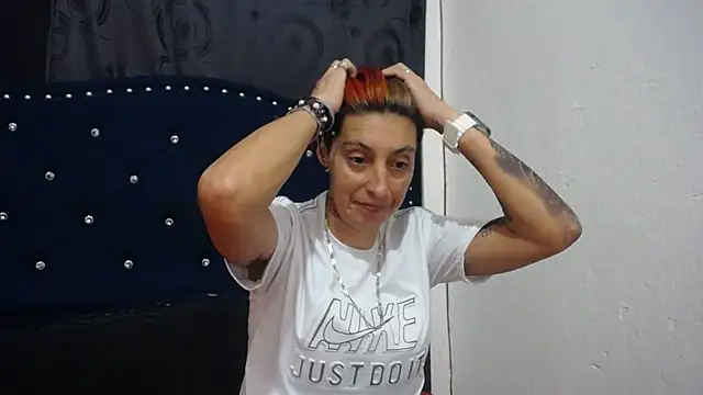 anyu1306 online show from December 2024 11:51:01 PM