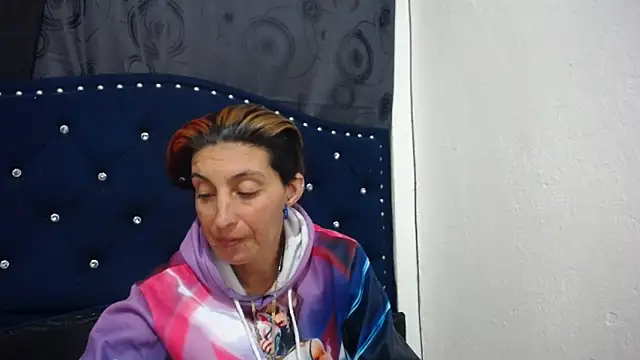 anyu1306 online show from January 2025 03:47:01 AM