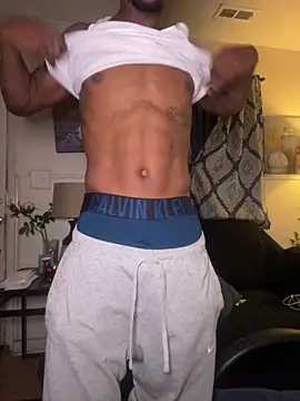 LawrenceBanques online show from December 2025 04:20:03 AM