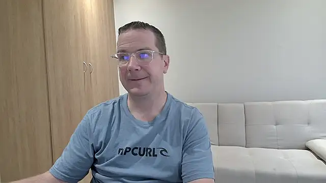 BrettJ81 online show from November 2025 02:51:01 PM