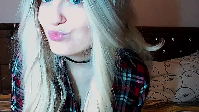 Sara4uu online show from November 2025 02:21:02 PM