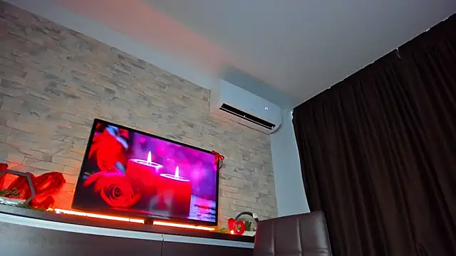 Snapshot of Laya_Moon chatting on February 2025 10:29:02 AM Laya Moon online show from February 2025 10:29:02 AM