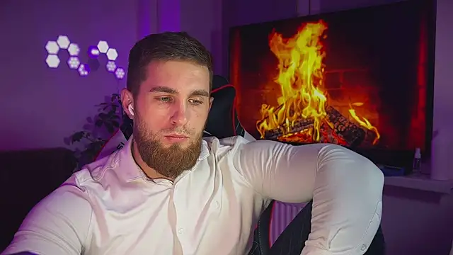 Snapshot of Sweeet__boy chatting on January 2026 11:29:02 PM Sweeet boy online show from January 2026 11:29:02 PM