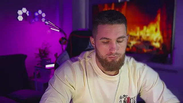 Snapshot of Sweeet__boy chatting on February 2026 11:03:01 AM Sweeet boy online show from February 2026 11:03:01 AM