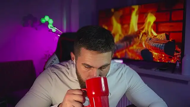 Snapshot of Sweeet__boy chatting on February 2026 09:44:02 PM Sweeet boy online show from February 2026 09:44:02 PM