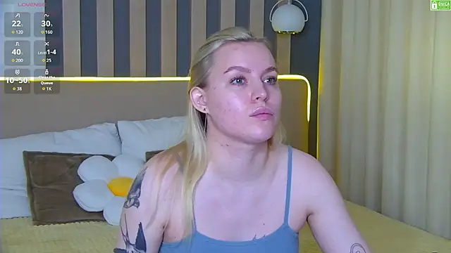 Snapshot of AmaliaBell chatting on July 2026 01:15:02 PM AmaliaBell online show from July 2026 01:15:02 PM