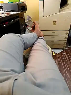 u wan me online show from February 2025 06:54:02 AM